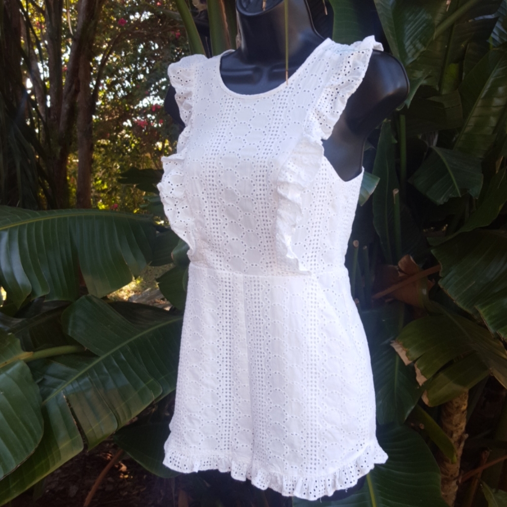 BCBG romper eyelet